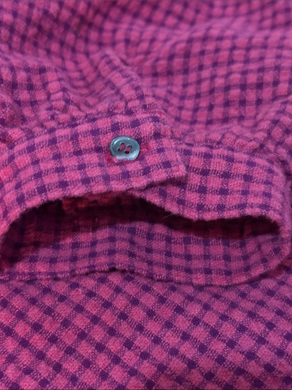 XiRENA Magenta Ruffle-Neck Buttoned Blouse - Picture 4 of 5